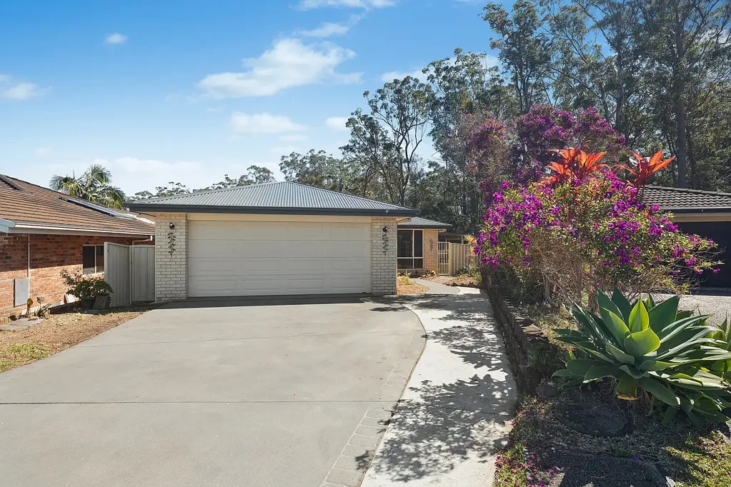 Sawtell 5房  Large Family Retreat – Quiet Cul‑de‑Sac Location