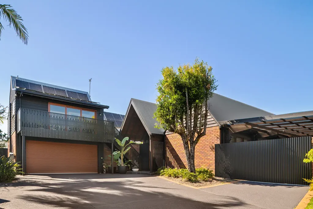 Mooloolaba 4Zimmer A Tropical Retreat with Character, Space and Flexibility