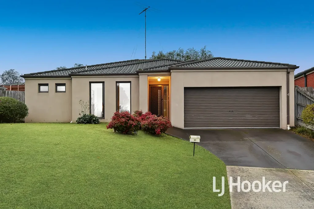 53 Leigh Drive, Pakenham, VIC 3810