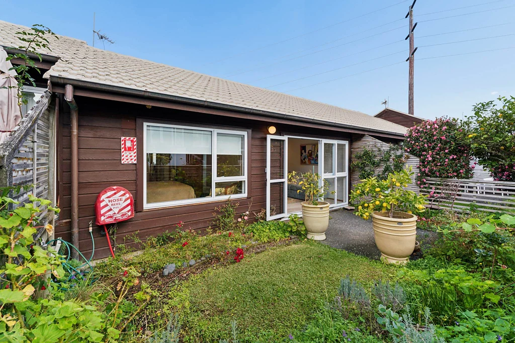 Takapuna 1chambre Rare Takapuna Gem – Outright Ownership Retirement!