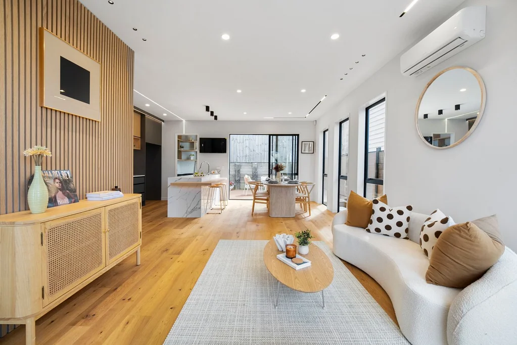 Campbells Bay 4房  Brand New in the Heart of Campbells Bay