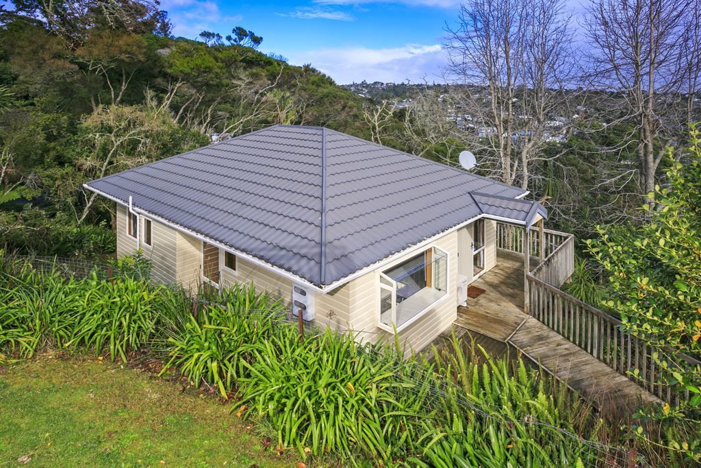 38 Tree View Avenue, Glenfield, Auckland - North Shore, 6 침실, 0 욕실