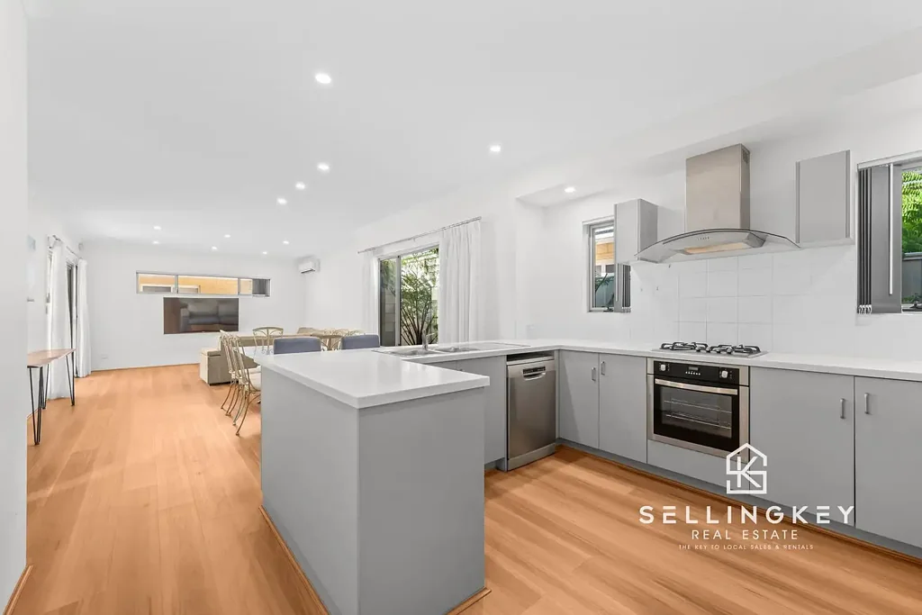 Canning Vale 3ห้องนอน SellingKey Real Estate presents 3/26 Churchill Green, Canning Vale!