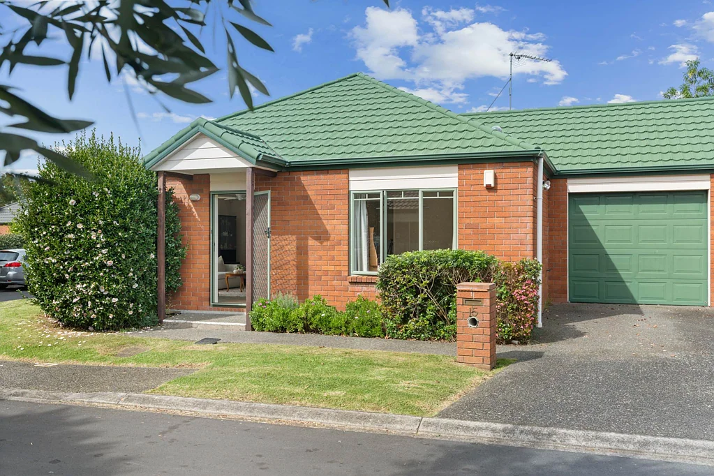 Ranui 2 Slaapkamer The Perfect Brick-and-Tile Entry Level