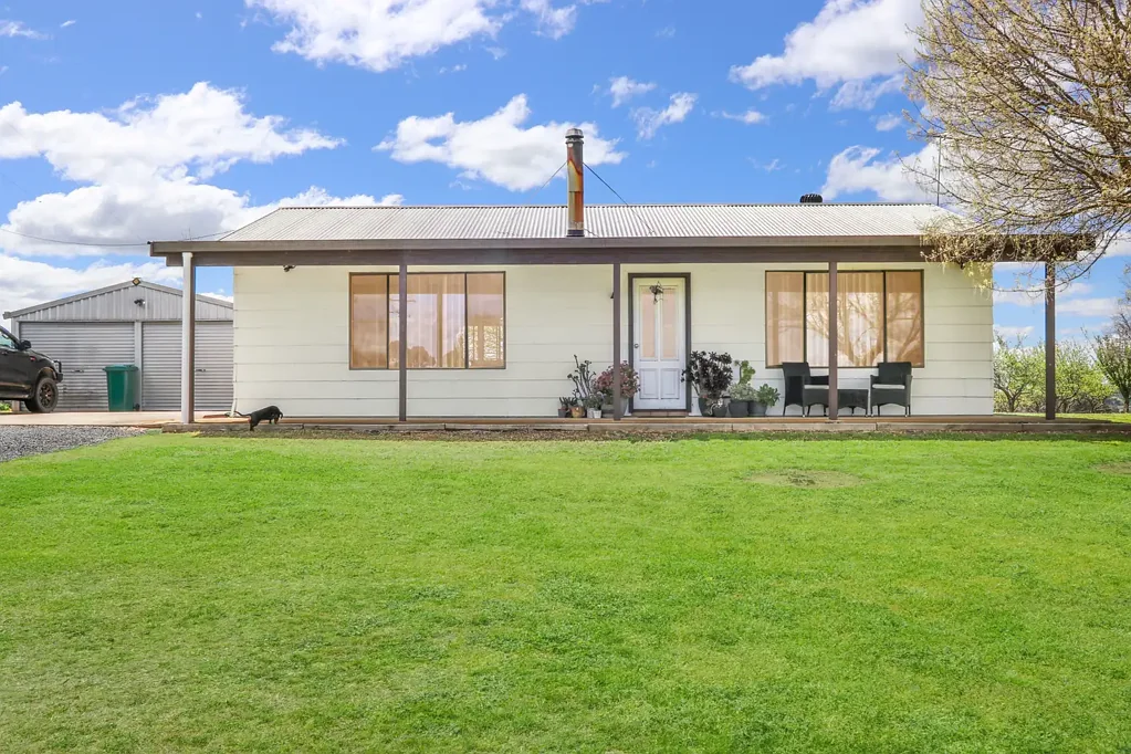 80 BELMORE ROAD, Burrangong, NSW 2594
