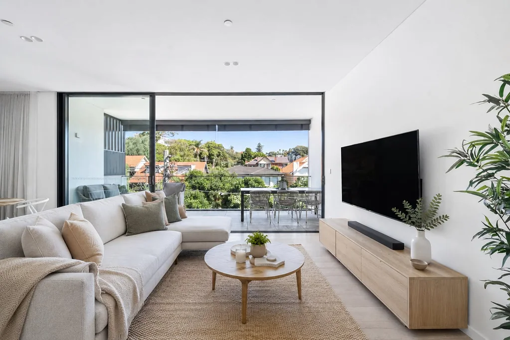 Coogee 3Zimmer Penthouse | Elevated Coastal Living with Designer Finishes
