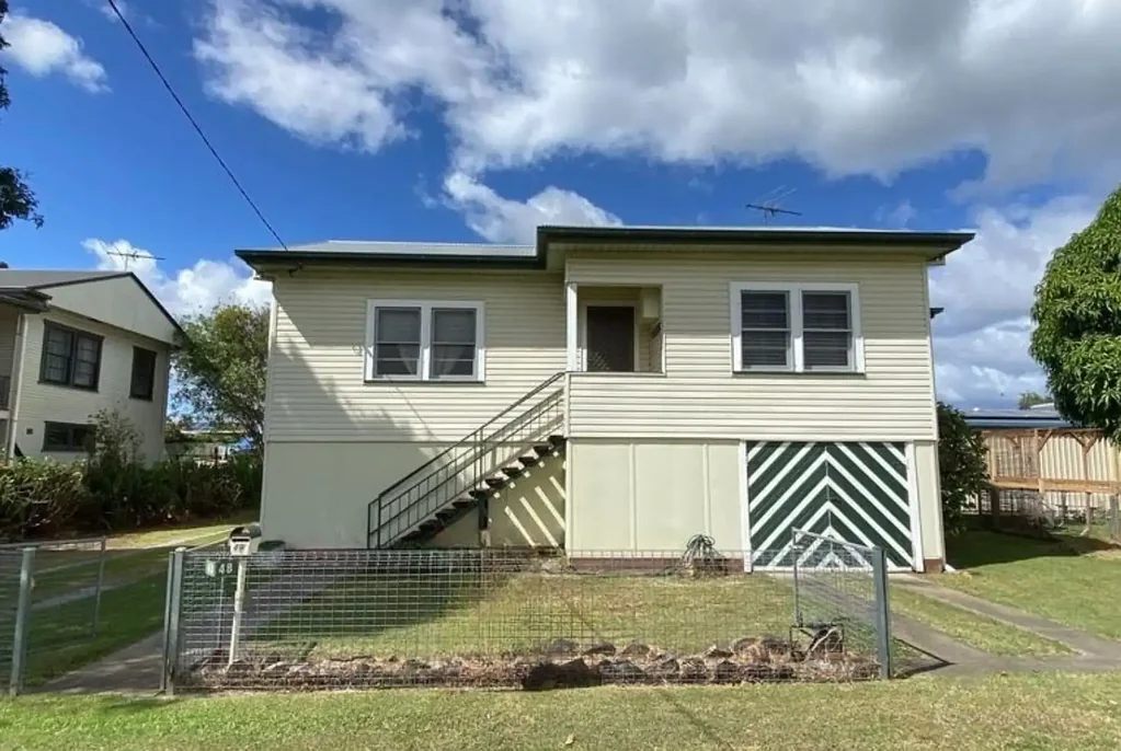 Grafton 2Kwarto Quiet Location, Generous Block & Plenty of Potential