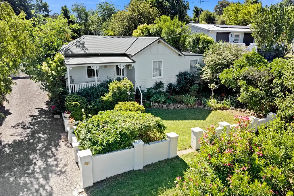 18 Ford Street, Yass, NSW 2582