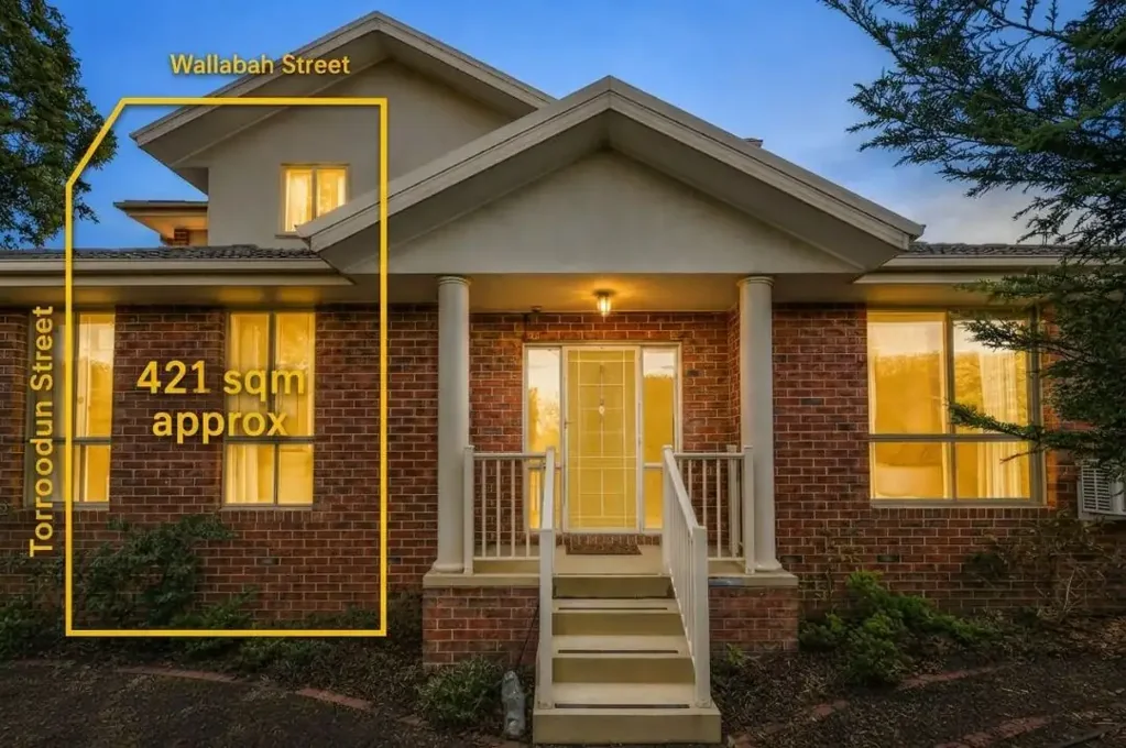 Mount Waverley 4ਬੈੱਡਰੂਮ Spacious, Standalone & Short Walk to School & Shops