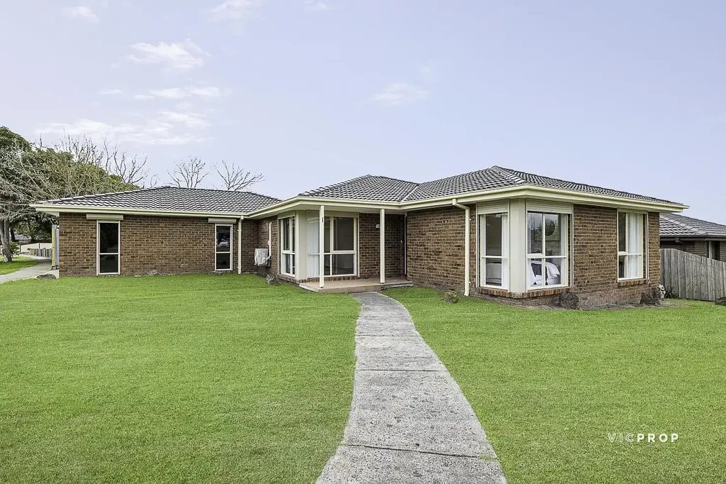 Endeavour Hills 3Zimmer Timeless Appeal on 639sqm