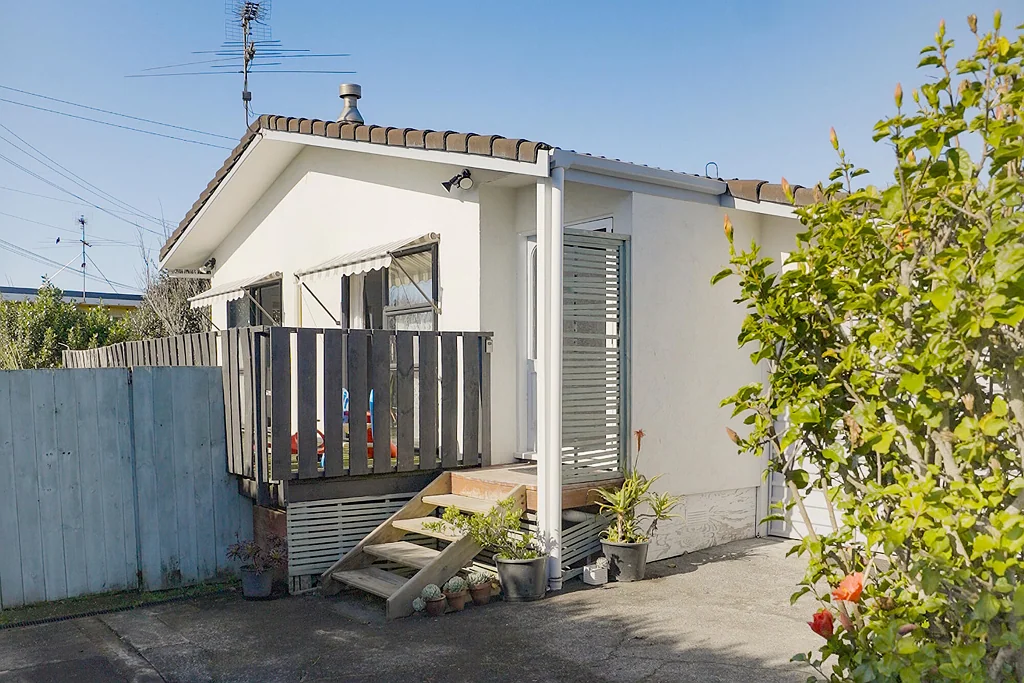 Mangere Bridge 3chambre Blank Canvas, Big Potential