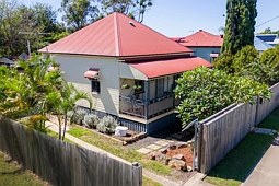 140 Blackstone Road, Silkstone