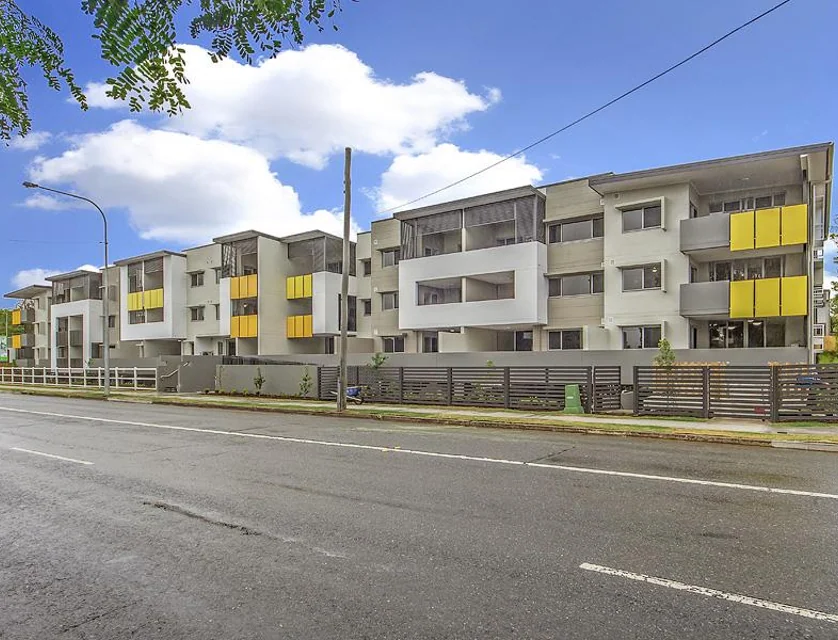 101/15 Bland Street, Coopers Plains, Brisbane - Southern Region, 3部屋, 2バスルーム, Unit