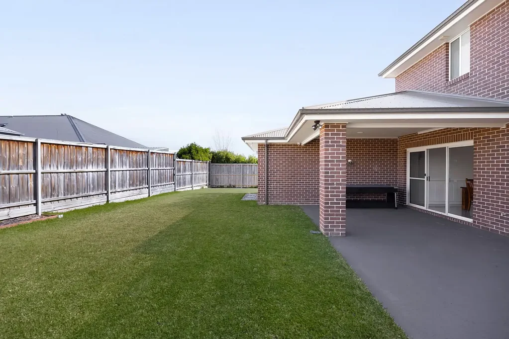 Wilton 6 Bedroom Designer Family Living with Self-Contained Accommodation