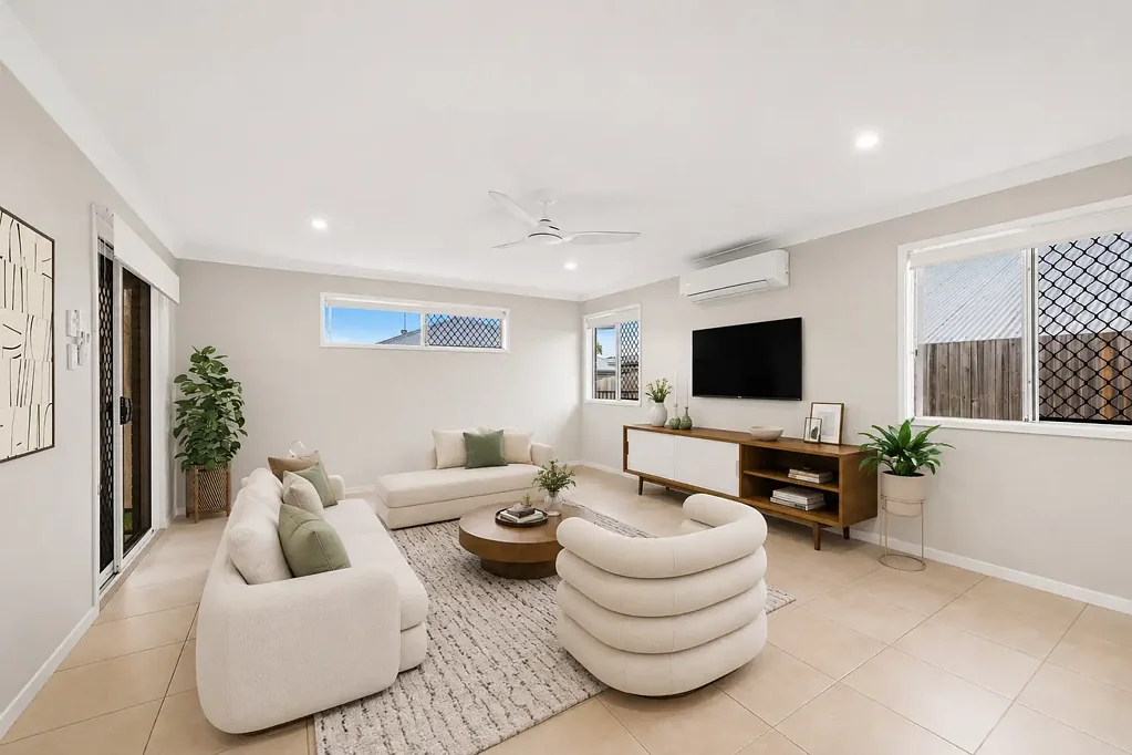 Redbank Plains 4房 宽敞四卧 优质电器 Caesarstone台面 开放式布局 覆盖户外区 低维护庭院 地段便利 Effortless Living in the Heart of Eden's Crossing