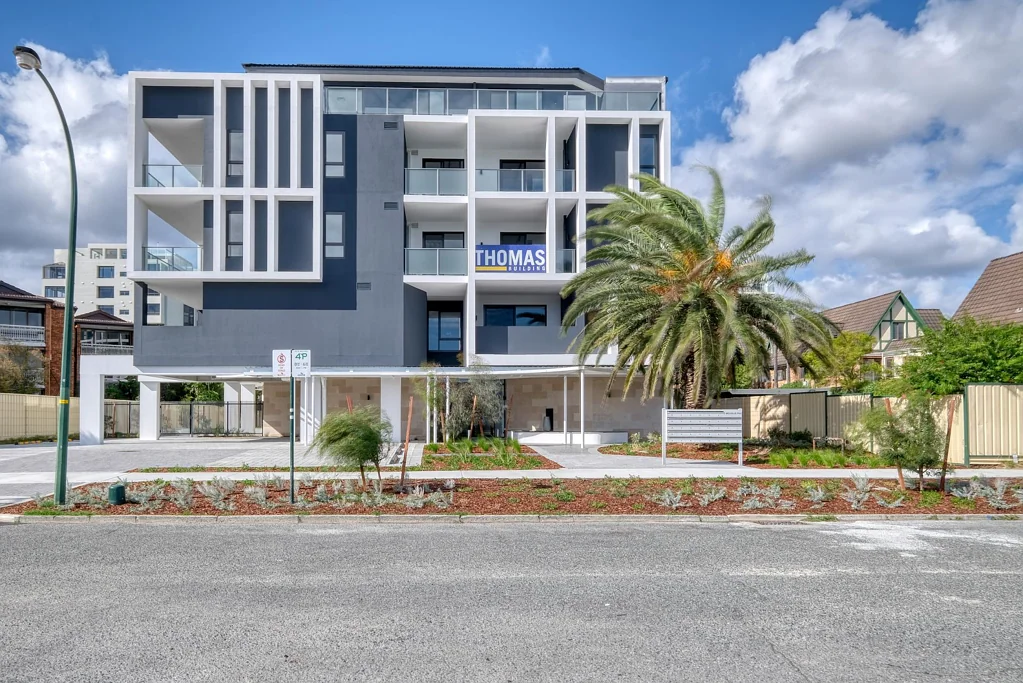 South Perth 2房  Recently Completed One-Bedroom Plus Spacious Multipurpose Room Apartment in Prestigious South Perth