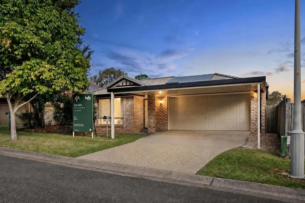 Taigum 4chambre Low-Set Family Living with Exceptional Parking in a Quiet Taigum Pocket