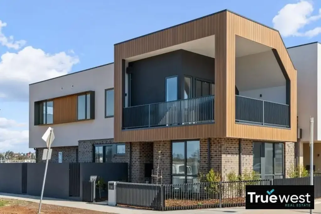 Aintree 4Habitaciones Modern Comfort Meets Effortless Living in the Heart of Aintree