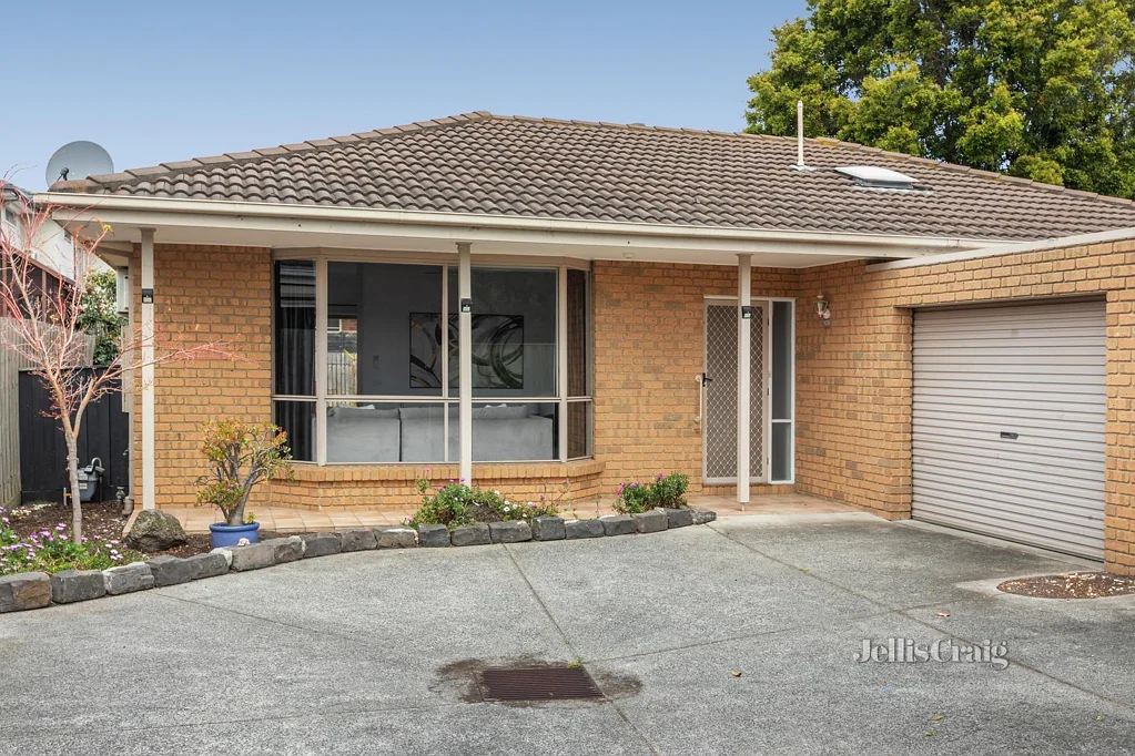 2/52 Tudor Street, Bentleigh East, VIC 3165