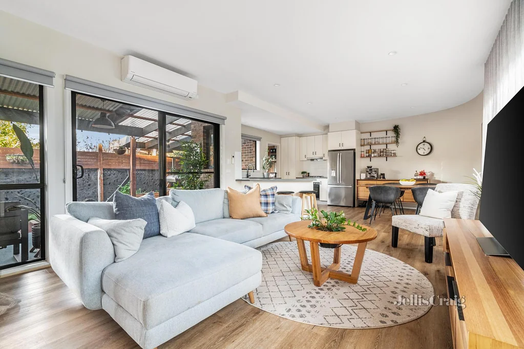 2/1141 Main Road, Eltham, VIC 3095