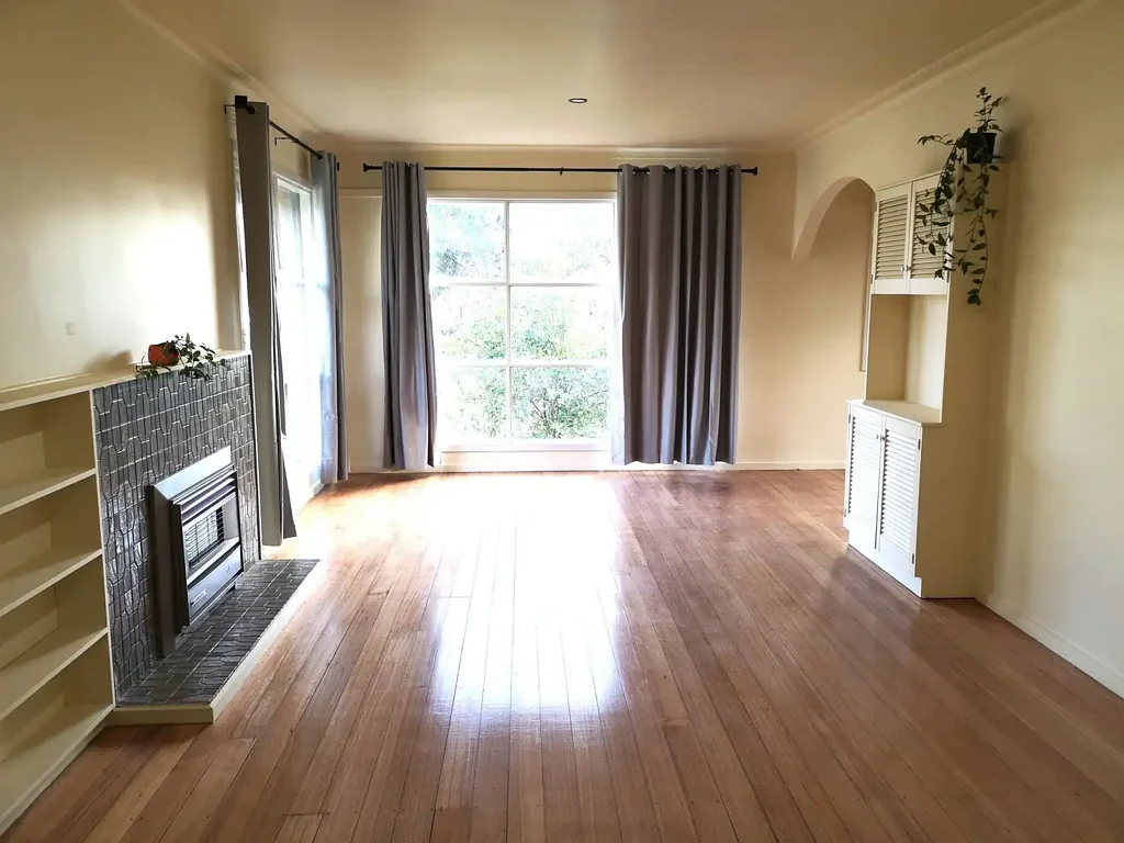 4 Bed Bayside Living in Mordialloc - Only 10 mins from the Beach
