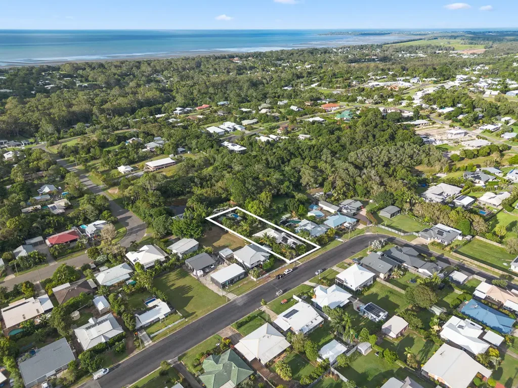20 Annette Street, Dundowran Beach, QLD 4655