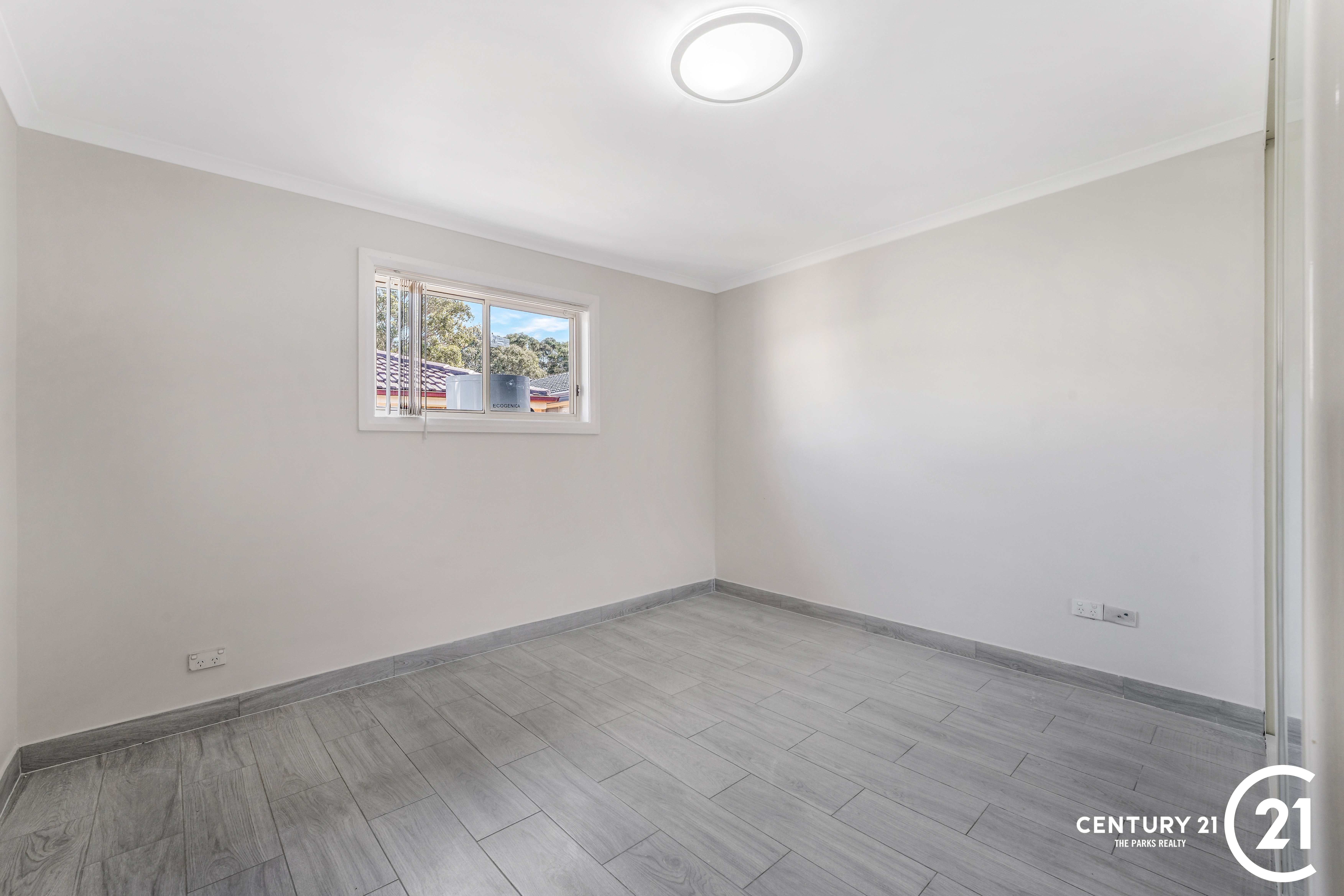 168A QUARRY RD, BOSSLEY PARK NSW 2176, 0房, 0浴, Flat