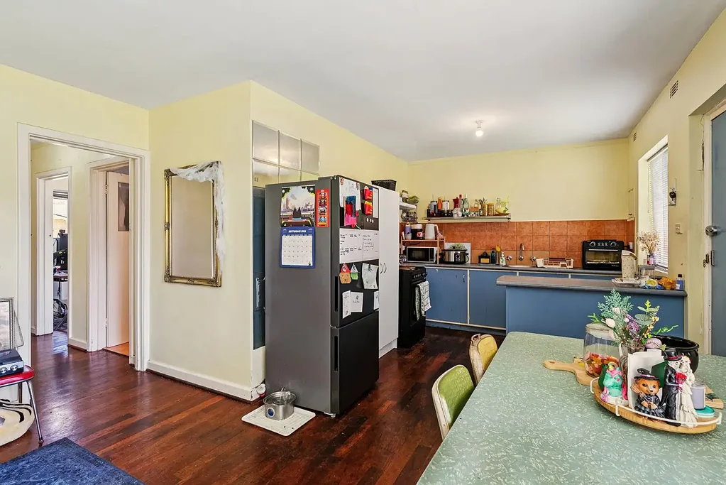 Dianella 2房  PRIME DIANELLA LOCATION – HIGH-YIELD OPPORTUNITY FOR INVESTORS & FIRST-HOME BUYERS