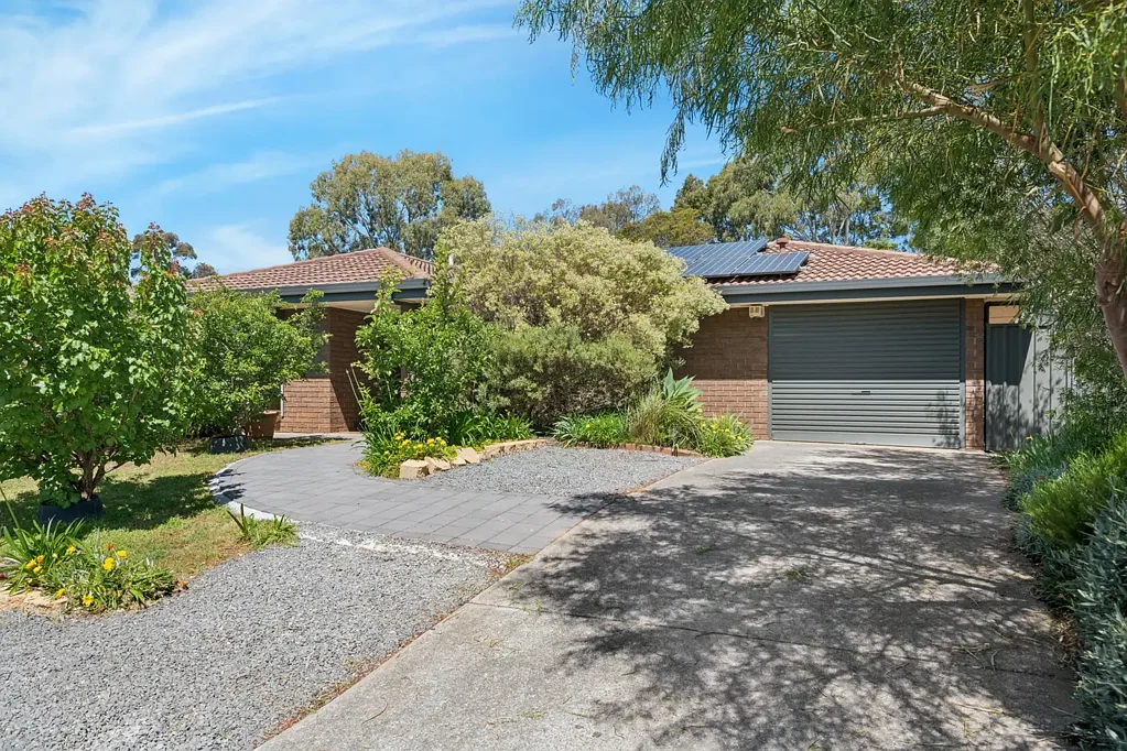 19 Deborah Road, Aberfoyle Park, SA 5159