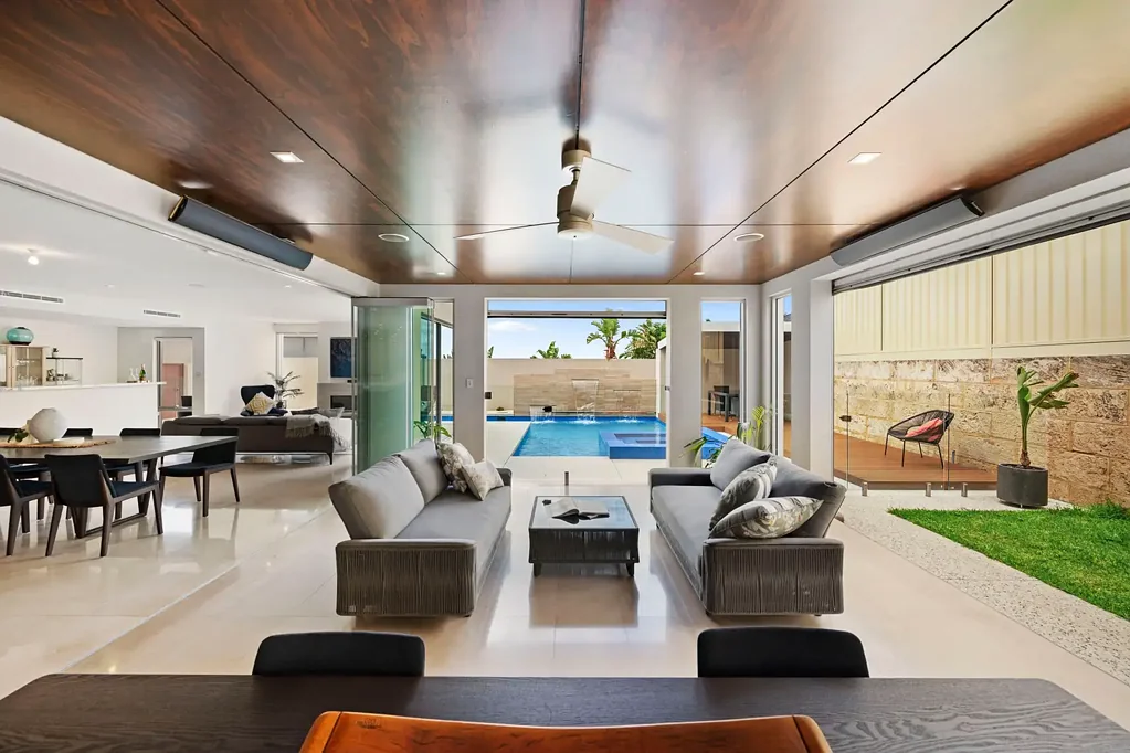 Dianella 5 Bedroom Elevated Excellence