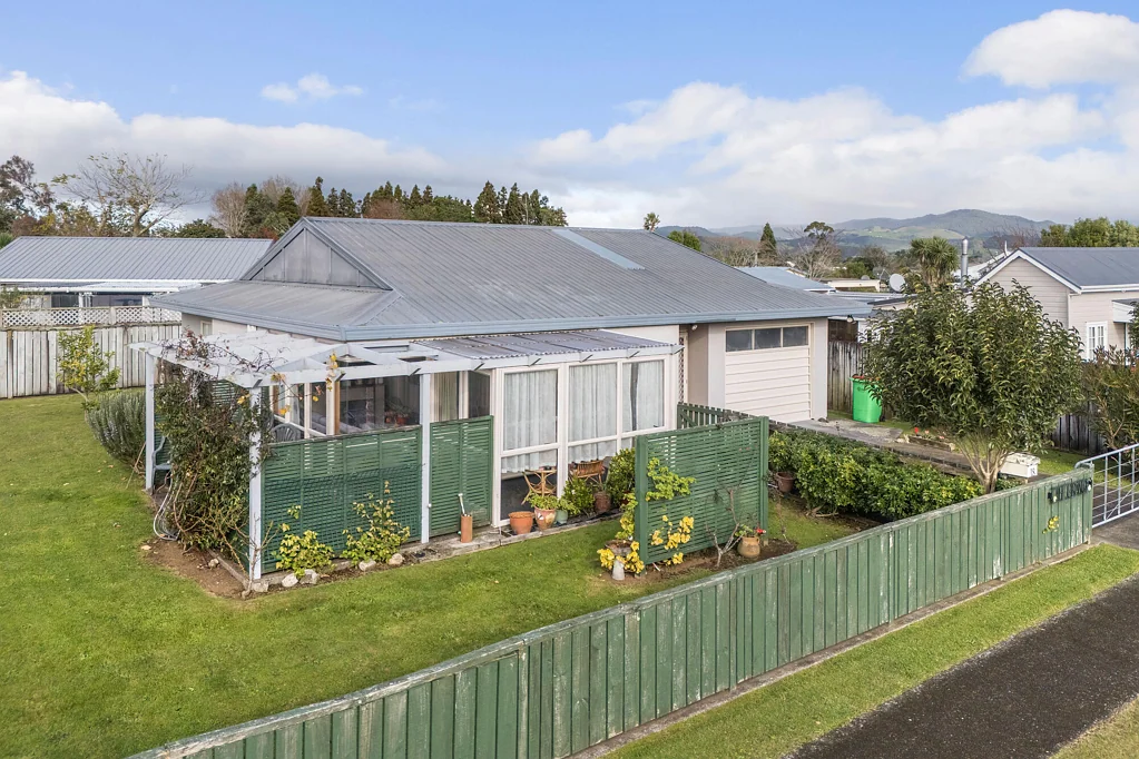 Waihi 2 Slaapkamer Unlock the Potential - A Fantastic Opportunity!