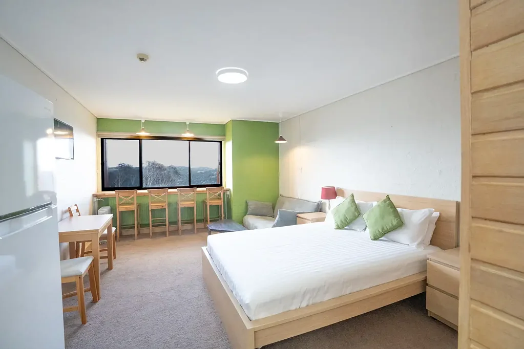 212/42 Great Alpine Road, Hotham Heights, VIC 3741
