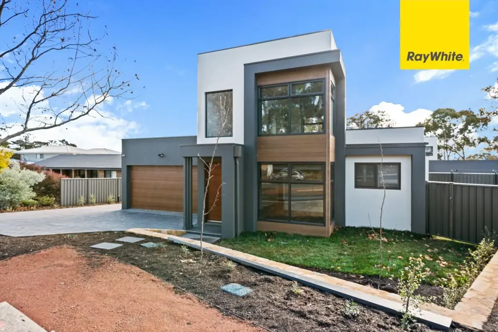 Exceptional Brand New 4 bedroom Townhouse