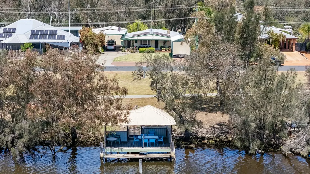 South Yunderup 3Zimmer Riverfront / Boat Shed