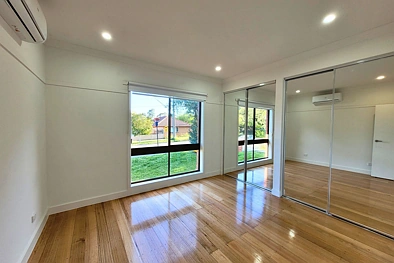 Fully Renovated 3 Bedrooms In A Quiet Location