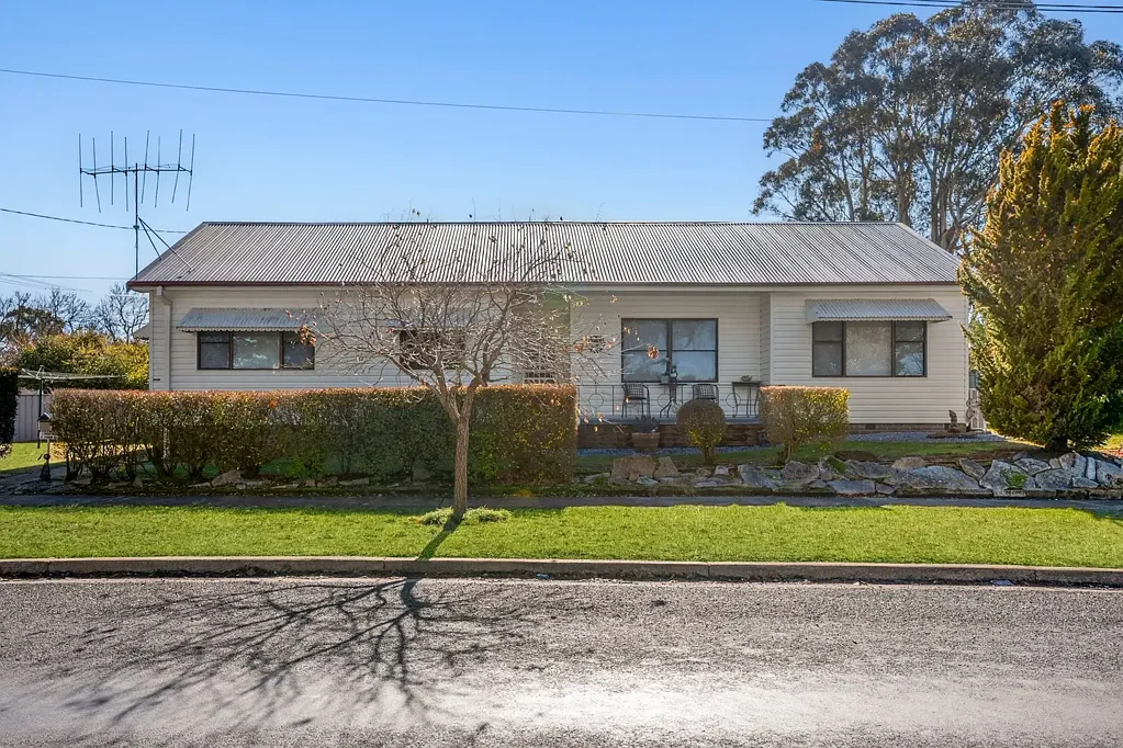 Crookwell 3 Bedroom Your Next Chapter Starts Here
