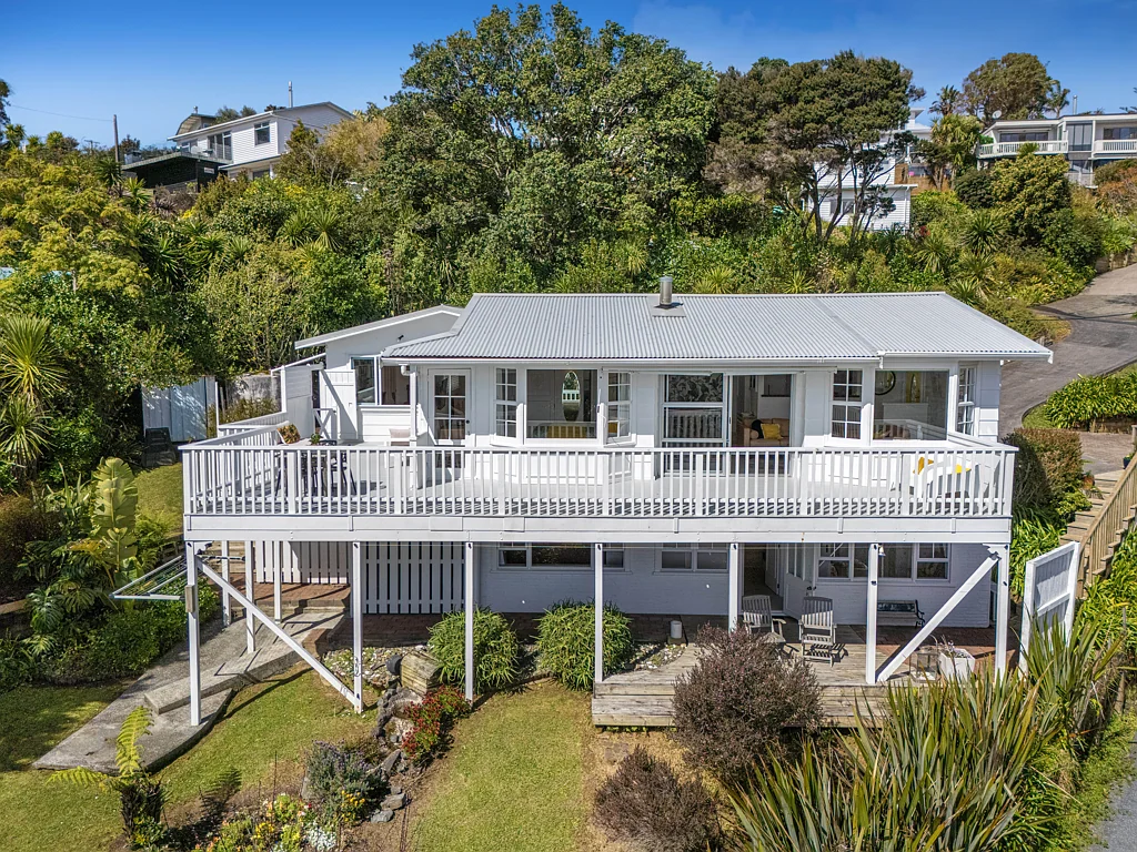 Stanmore Bay 3कमरा Tightly Held, Must-See