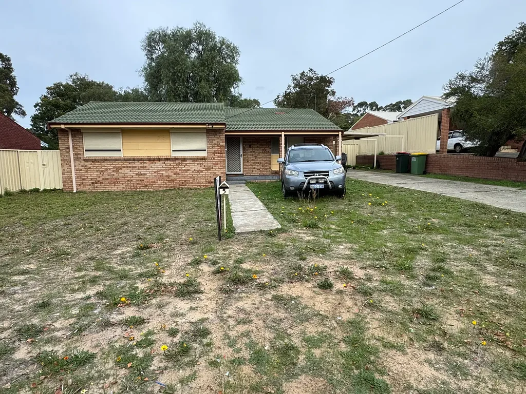 5 Plowers Place, Withers, WA 6230