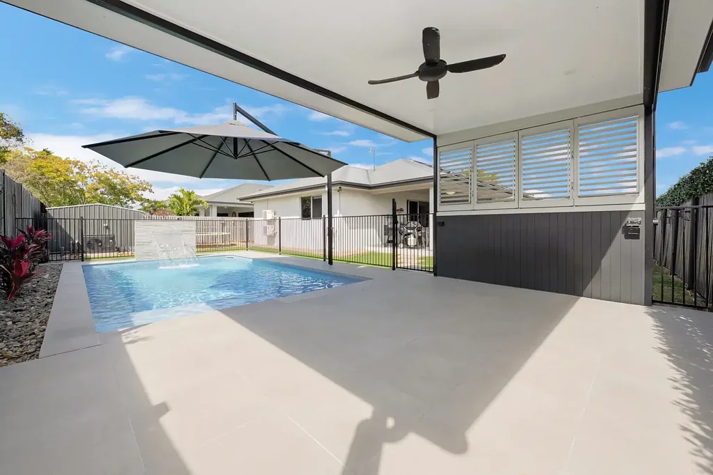Burdell 4ਬੈੱਡਰੂਮ Spacious, Modern & A POOL