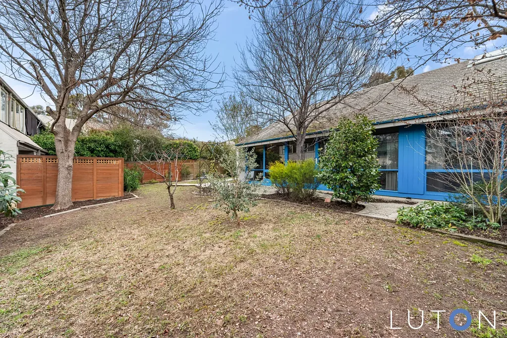 43 Pearson Street, Holder, ACT 2611