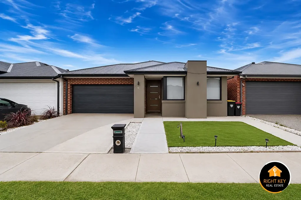 Modern Family Entertainer in Prime Deanside Location