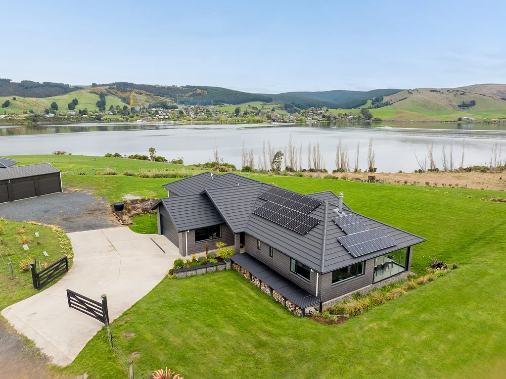 Waihola 4房  Dream lifestyle next to the lake