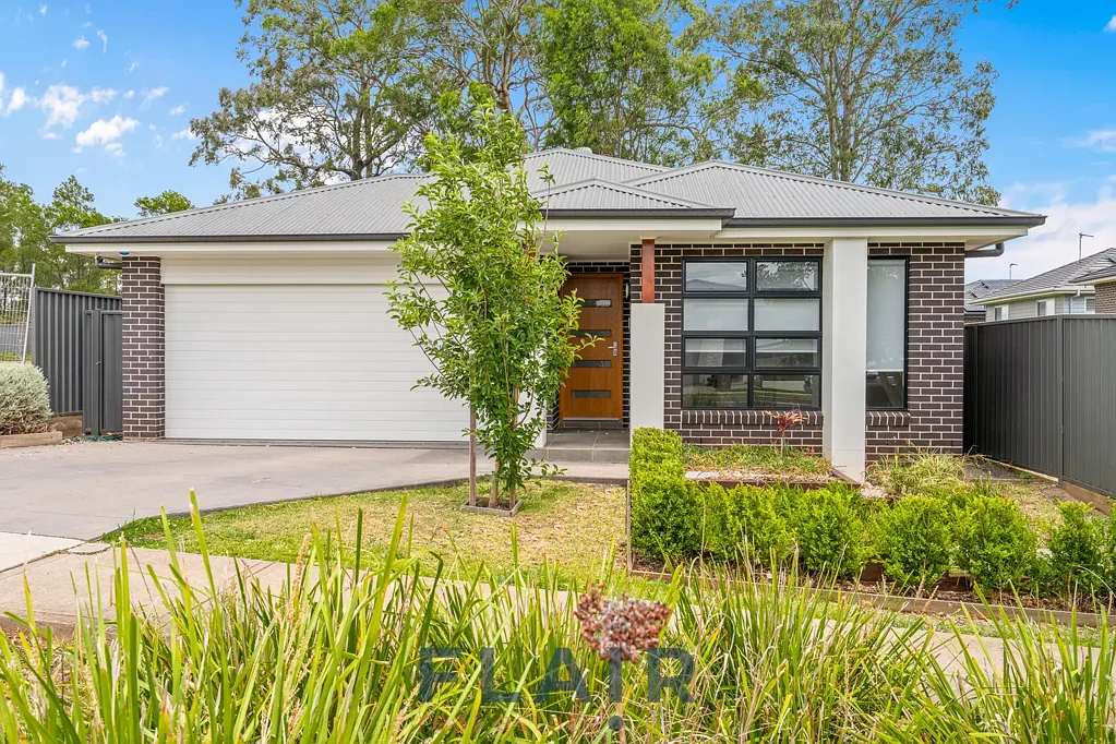 North Kellyville 5房  Modern Living with Massive Backyard & Endless Potential