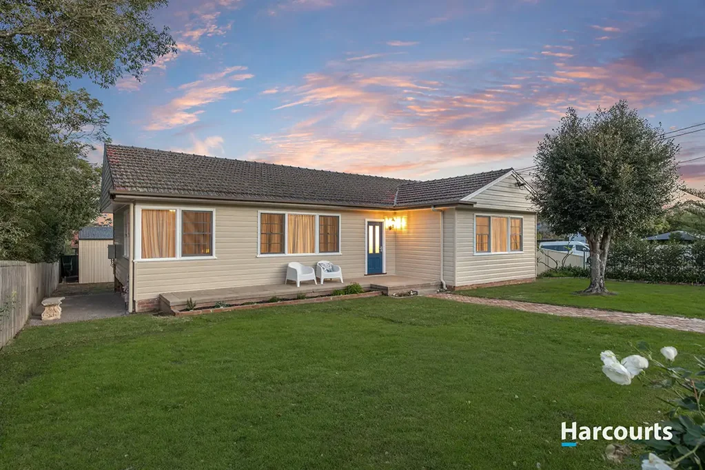 East Maitland 3कमरा Beautifully renovated from front to back, easy stroll to Green Hills