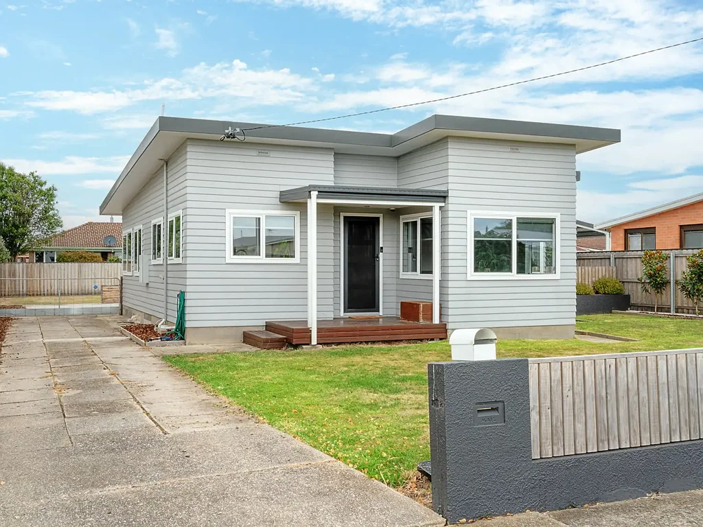 Devonport 3房  George-ously Renovated Home