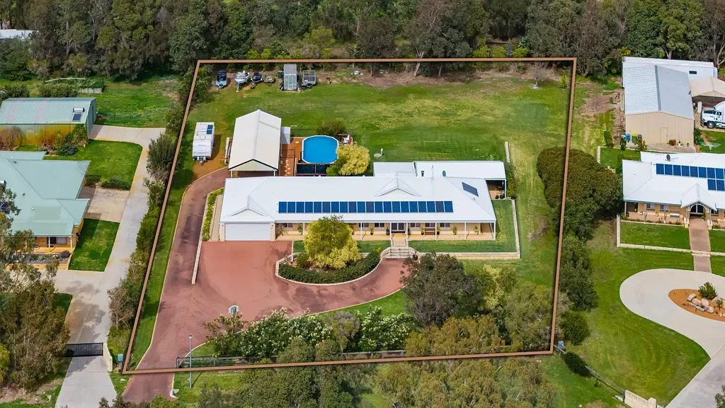 Serpentine 6Kwarto HOME OPEN CANCELLED - Under Offer by Karen Bryant