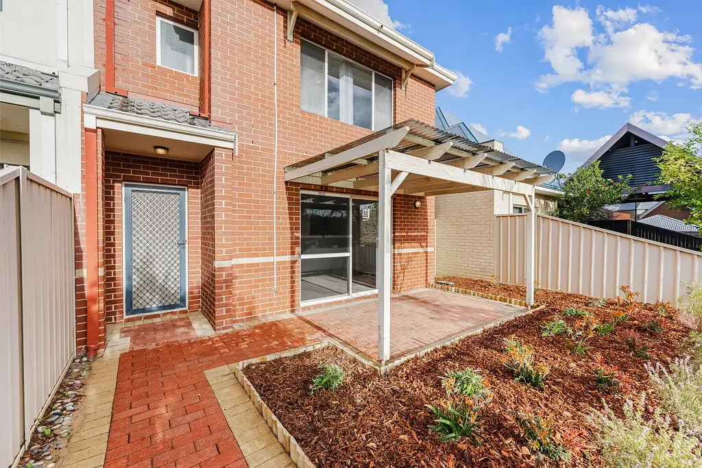 2/57 Frederick Street, Belmont, WA 6104