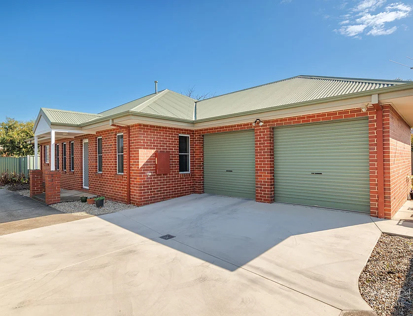 284B BEECHWORTH ROAD, Wodonga, VIC 3690, 3房, 1浴, 城市屋