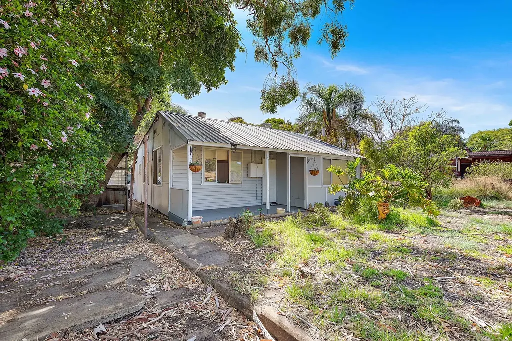Spacious Rural Living on 3.2 Acres – Perfect for Trucks, Tradies & Extra Parking!