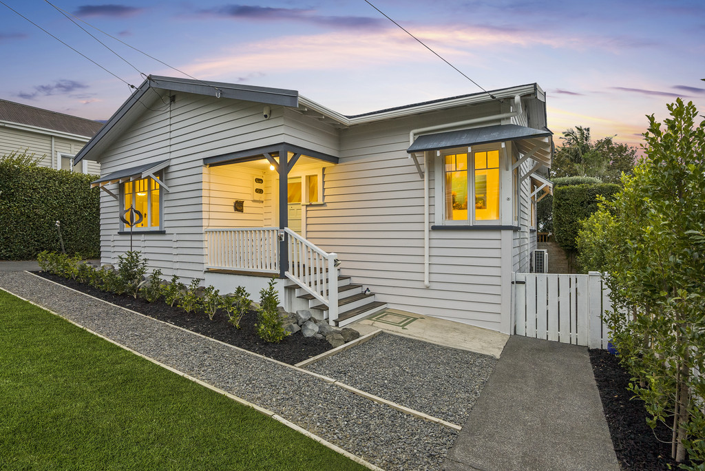 Residential  Mixed Housing Urban Zone